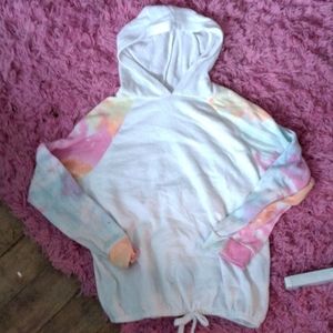 Girl's tie-dyed hooded sweatshirt